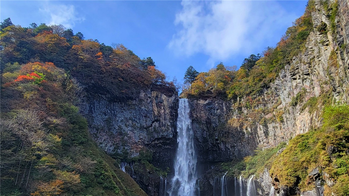 華厳の滝